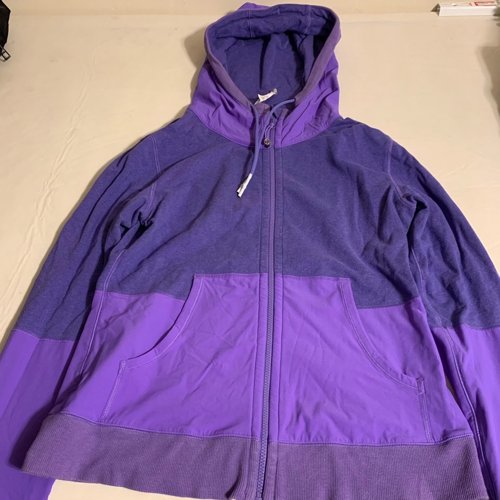 **USED** Lululemon purple hoodie